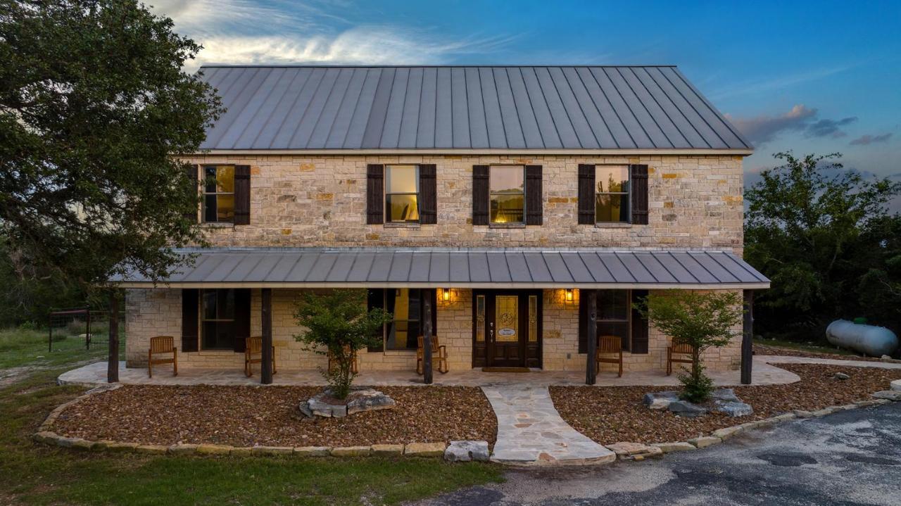 The Point Serene Hill Country Views With Pool & Hot Tub Villa Luckenbach Exterior photo